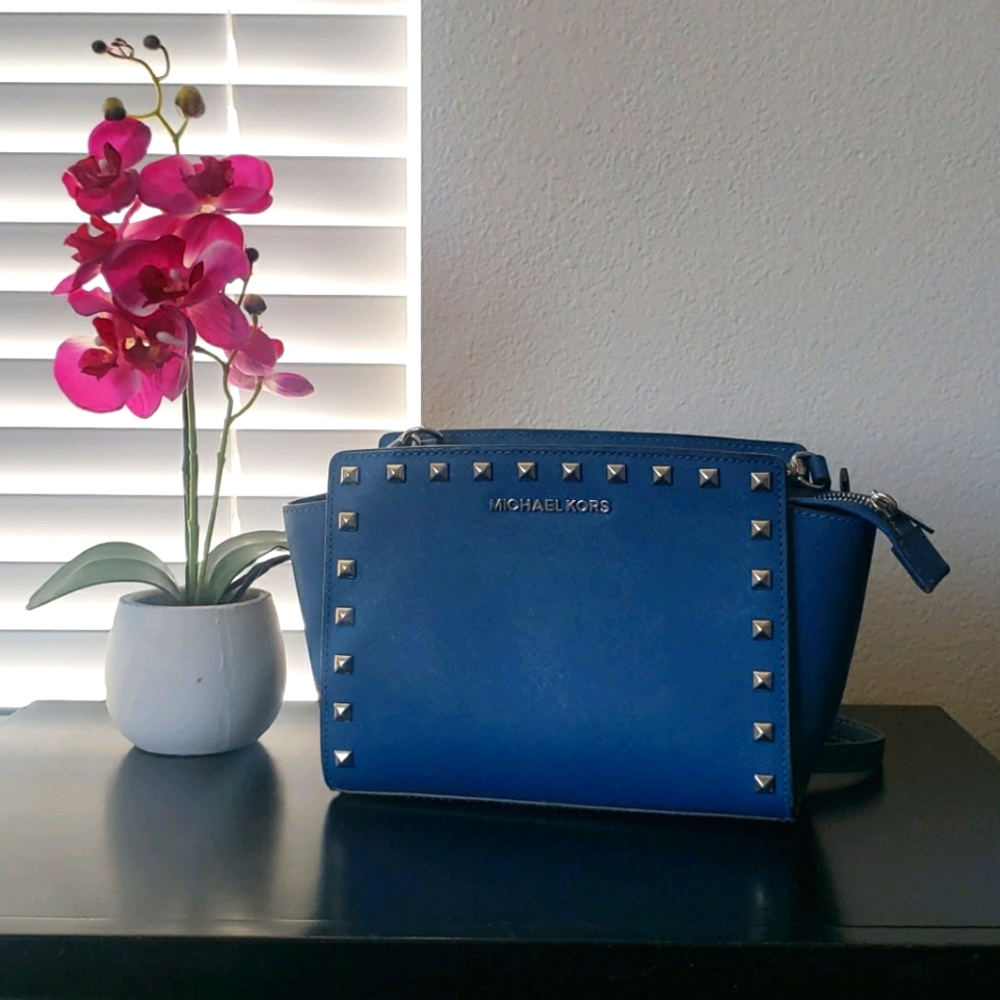 Michael Kors Selma Medium Studded Crossbody